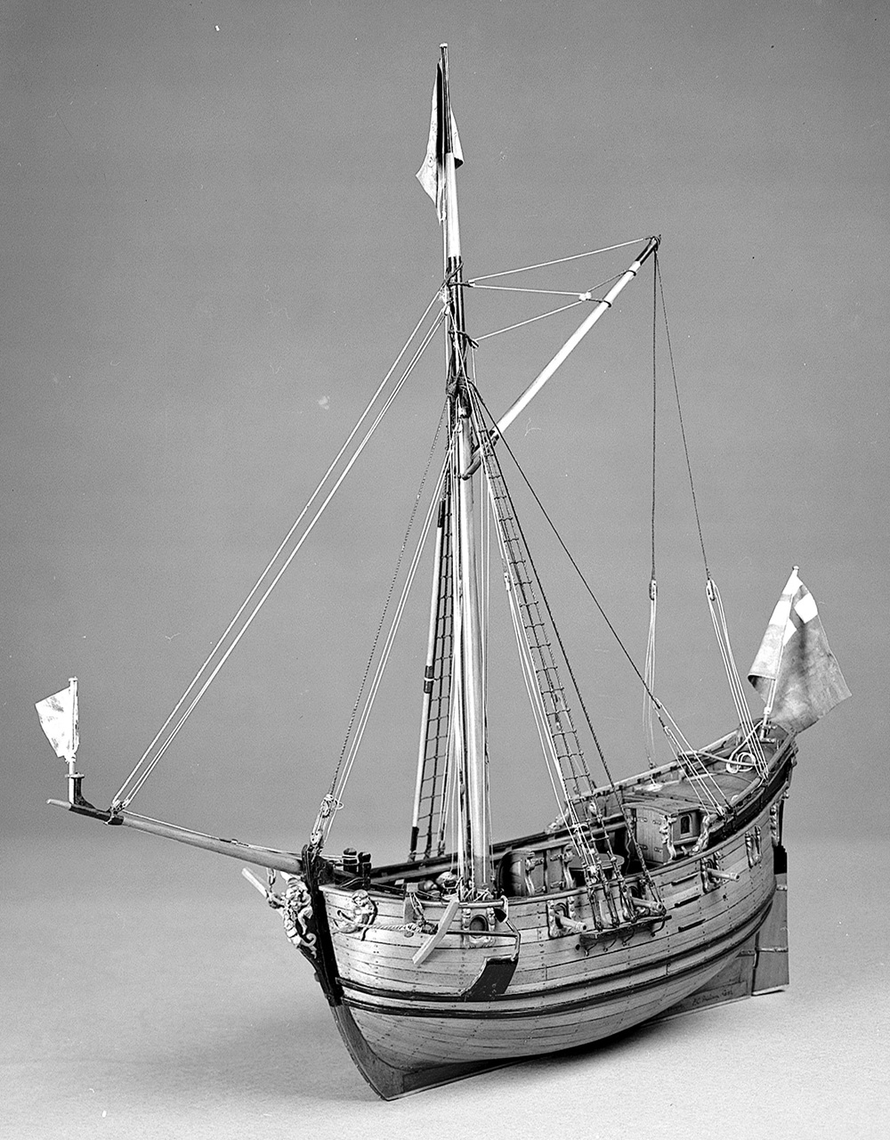 Surprise (1651) Yacht.jpg