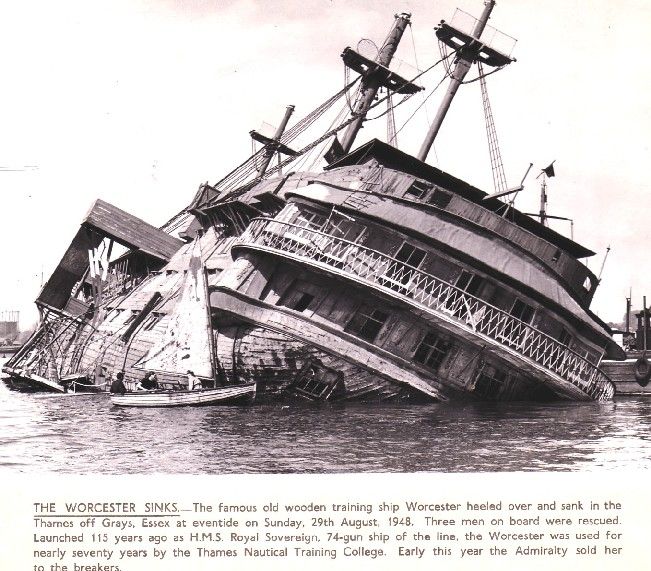 Worcester II Sunk at Grays.jpg