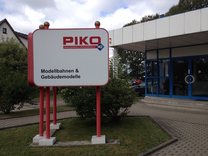 PIKO-Modellbahn.jpg