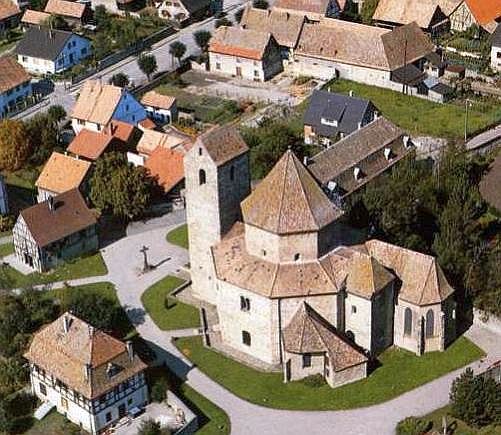 eglise-ottmarsheim-vue-avion.jpg