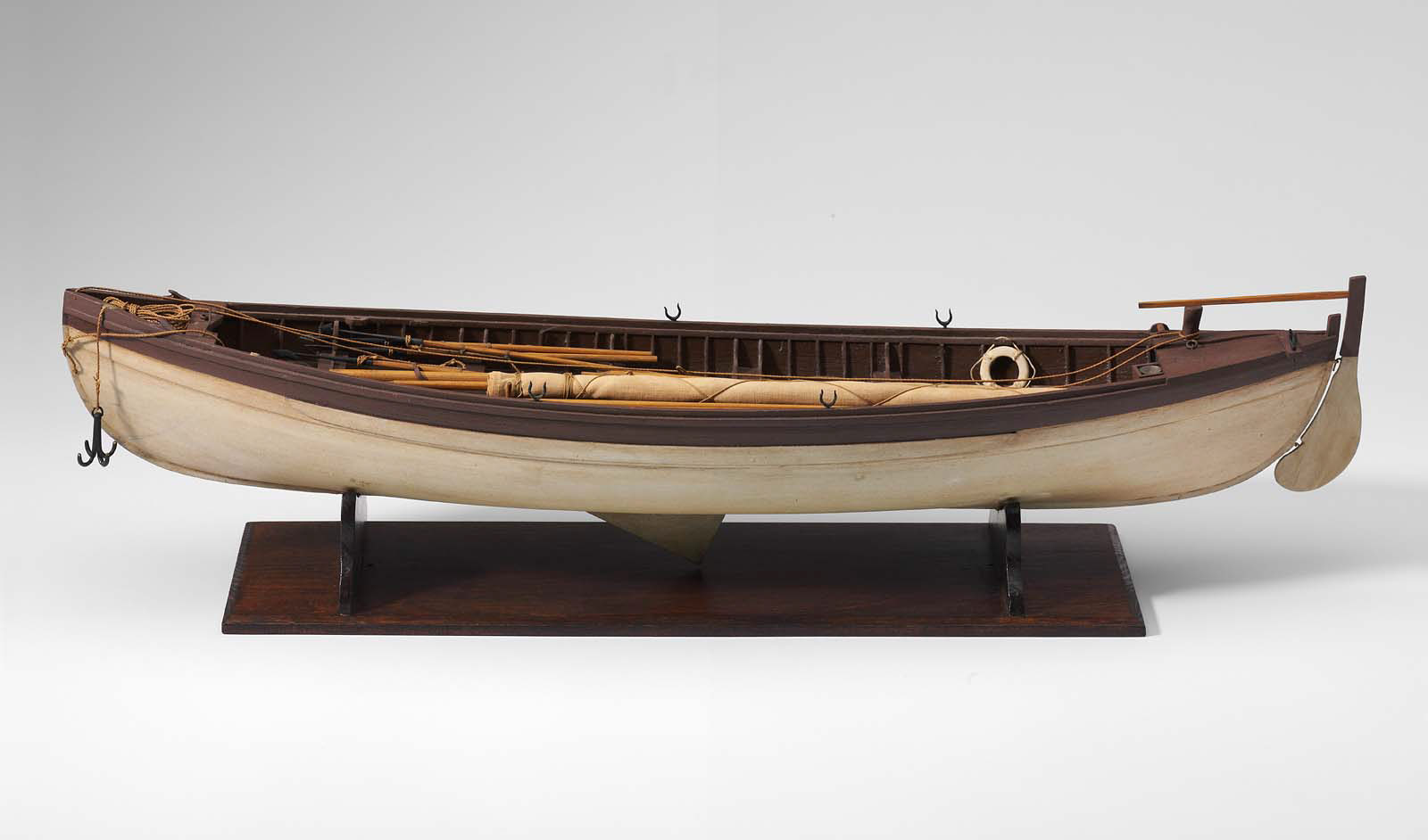 Standard whale boat mid-19th century.jpg
