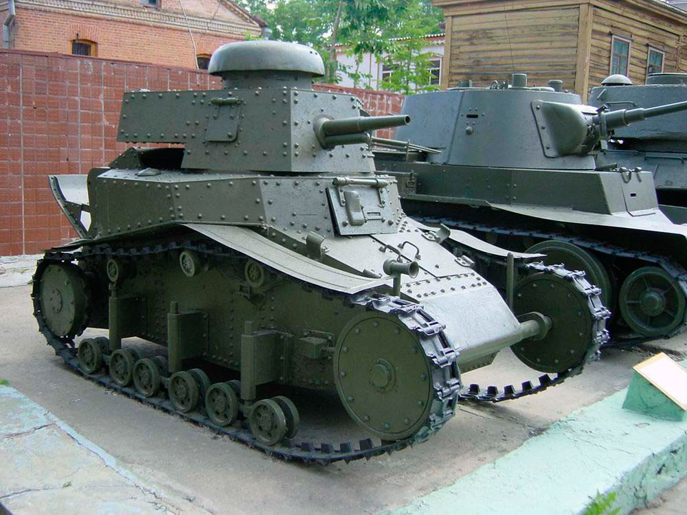 TANK_T-18_4.jpg